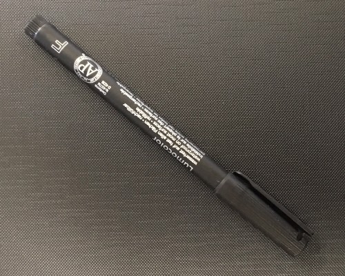 Stylo oeuf